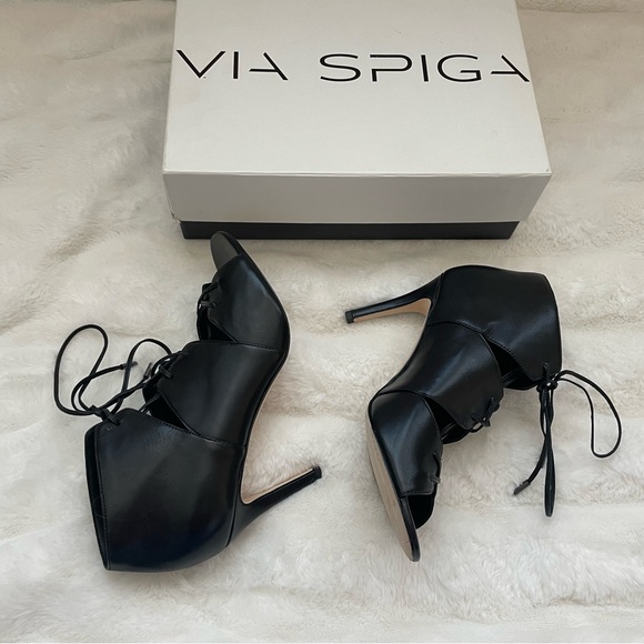 Via Spiga Shoes. - Picture 6 of 8